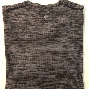 Lululemon XL shirt short sleeved
